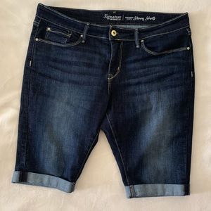 Levi’s modern skinny shorts